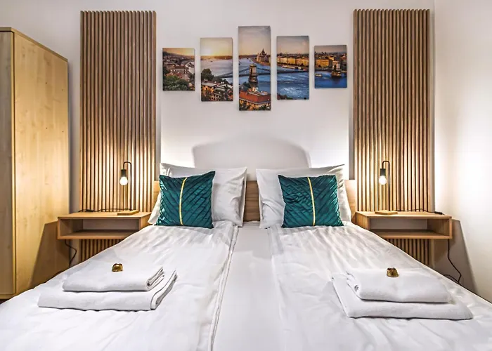 Chill & Stay In The Heart Of Budapest-With Ac